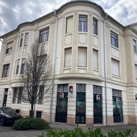 Volenter Lux Apartment Uno Baja Bagian luar foto