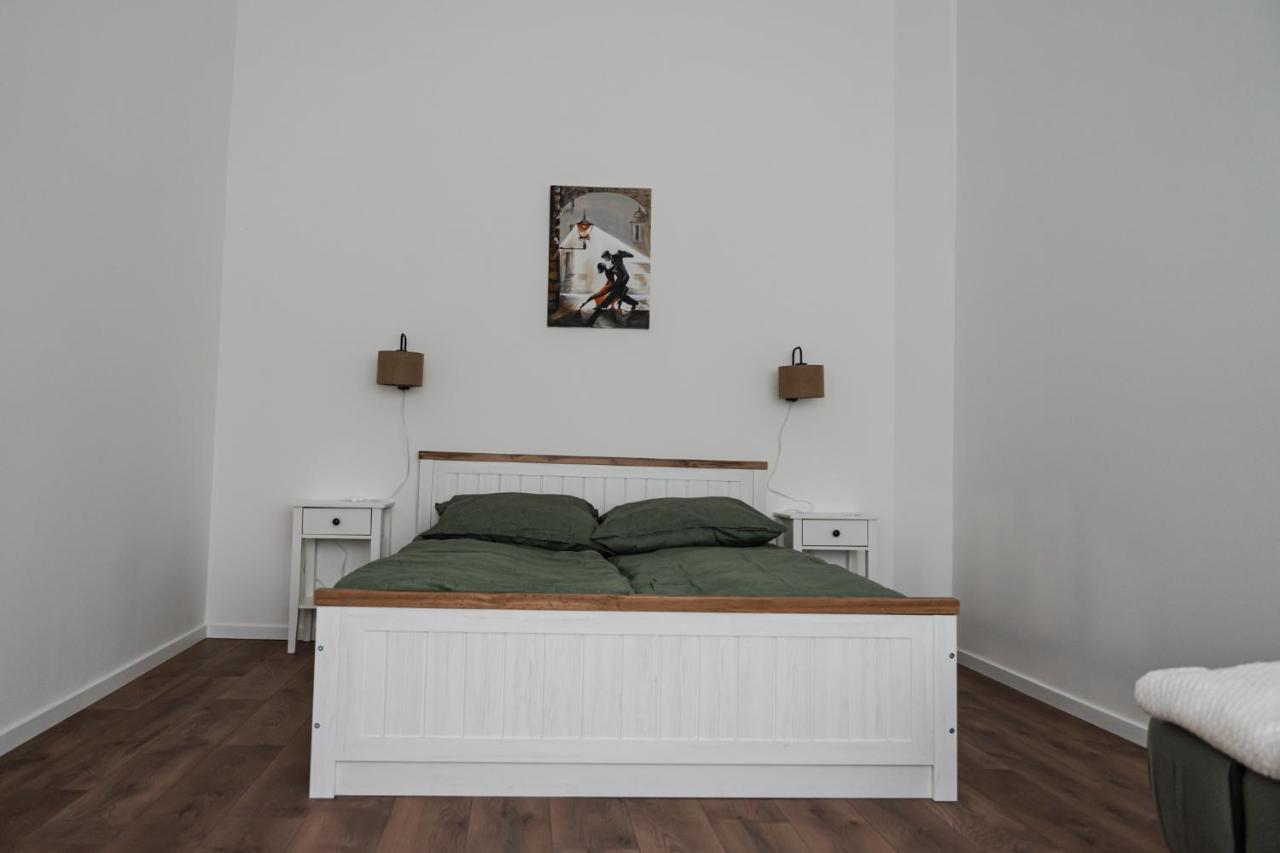 Volenter Lux Apartment Uno Baja Bagian luar foto