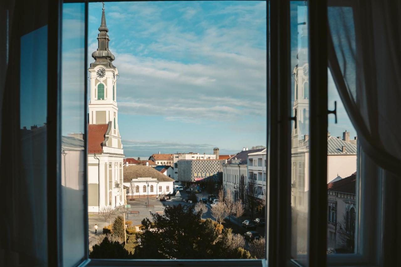 Volenter Lux Apartment Uno Baja Bagian luar foto